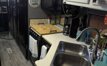 Holiday-rambler-diesel-1989-custom-5
