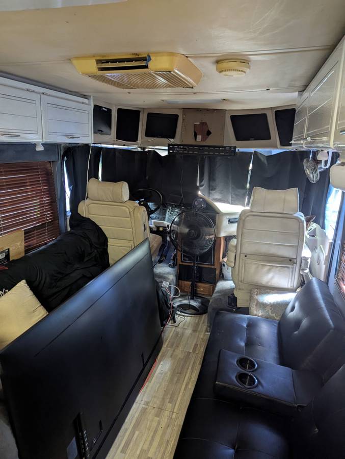Holiday-rambler-diesel-1989-custom-6
