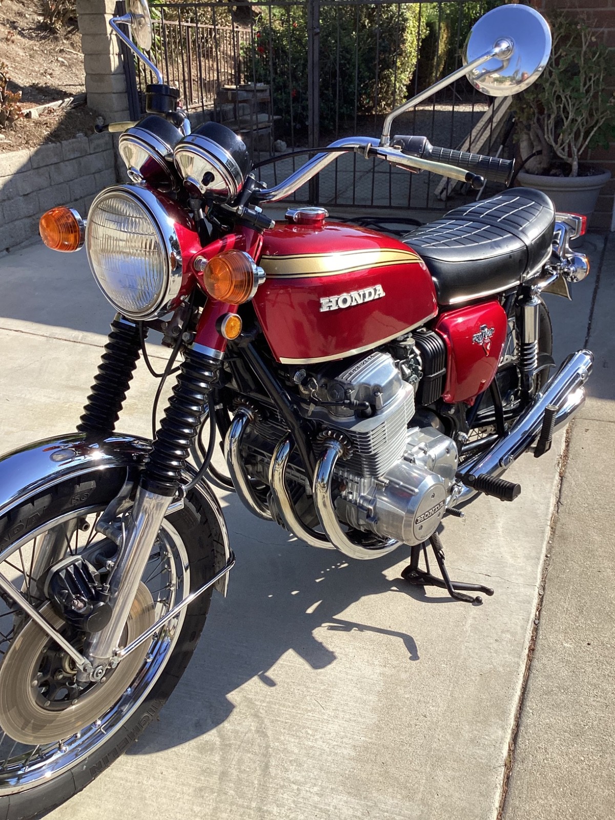 Honda-CB-1971-1