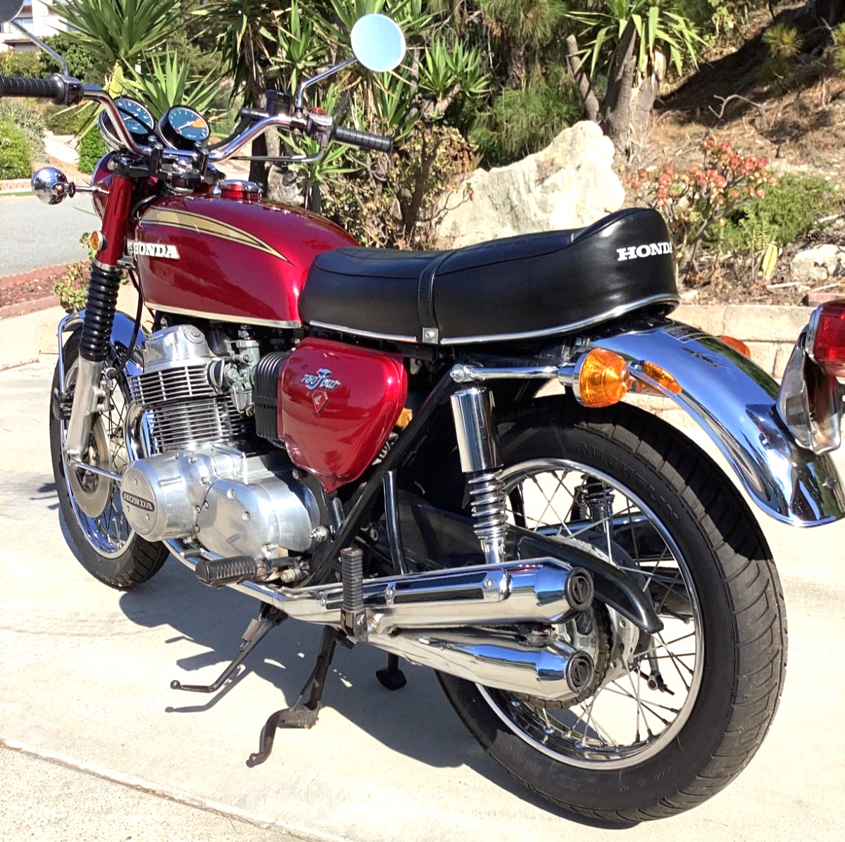 Honda-CB-1971-20
