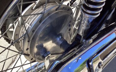 Honda-CB-1971-9
