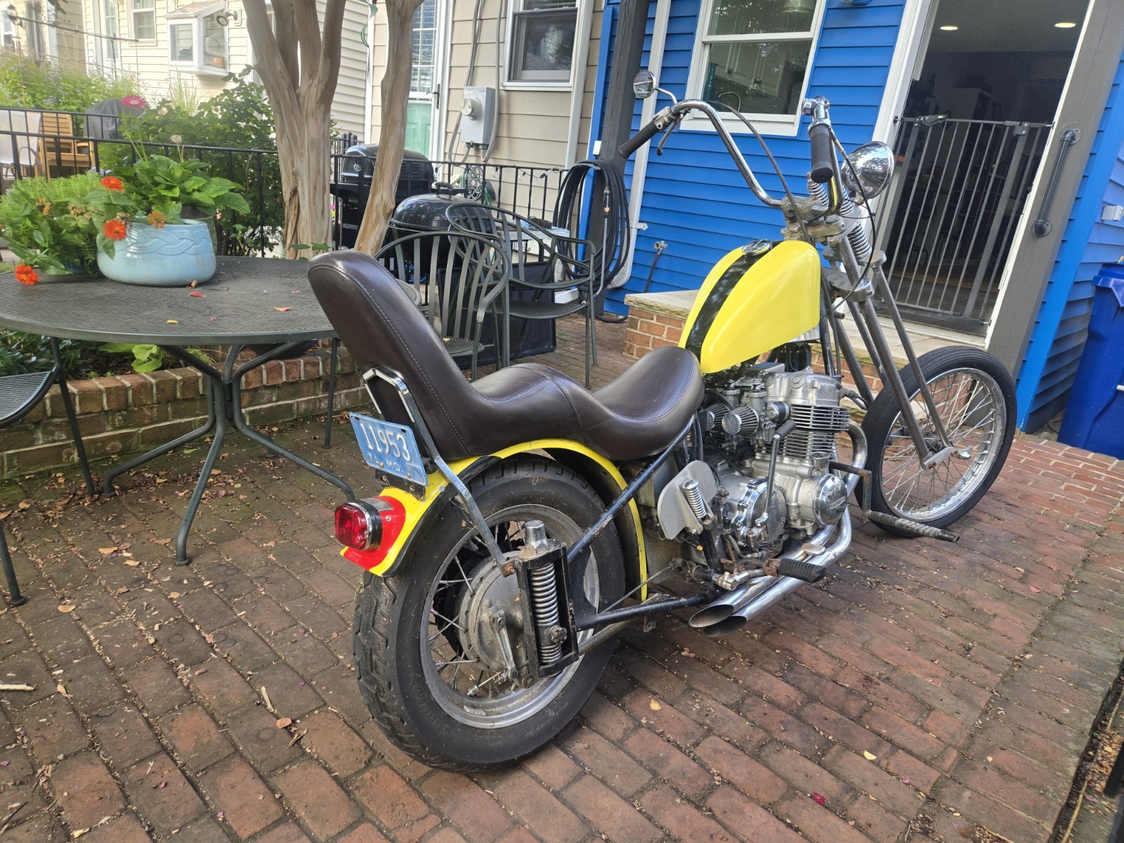 Honda-CB-1976-1