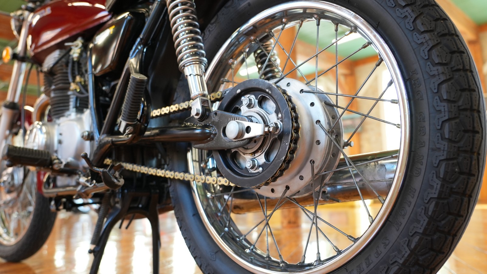 Honda-CB-1976-18
