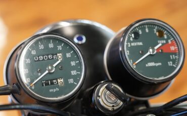 Honda-CB-1976-23