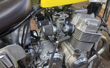 Honda-CB-1976-4