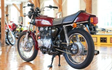 Honda-CB-1976-5