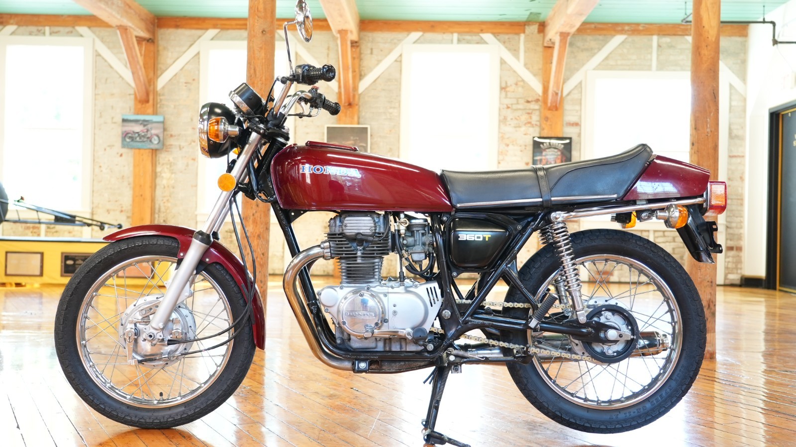 Honda-CB-1976-6