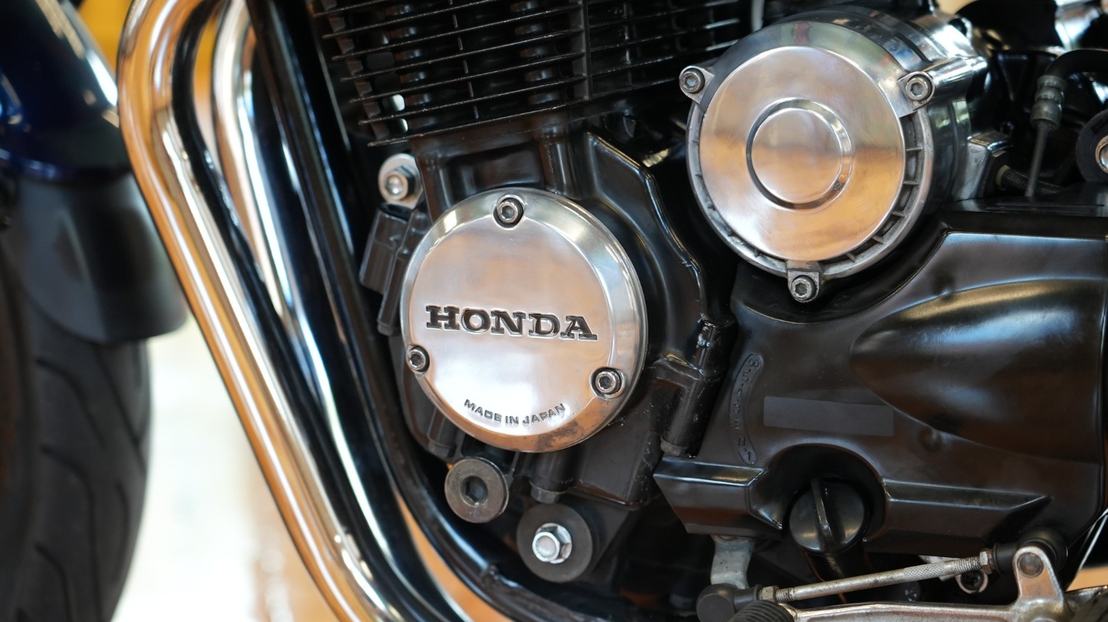 Honda-CB-1985-32