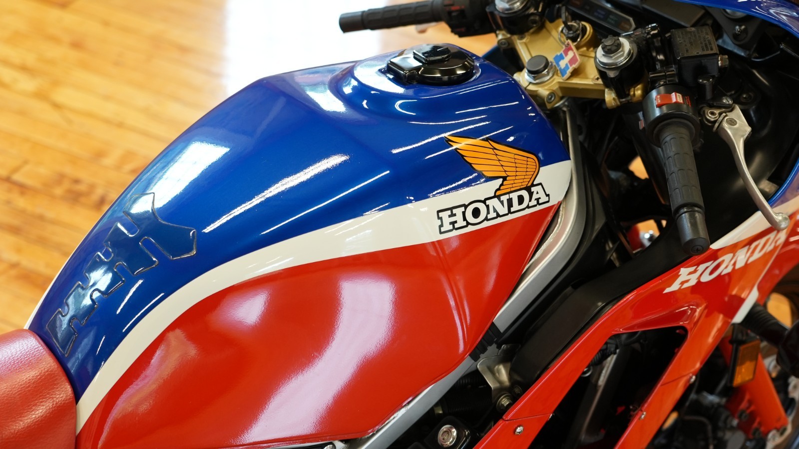 Honda-CB-1986-3