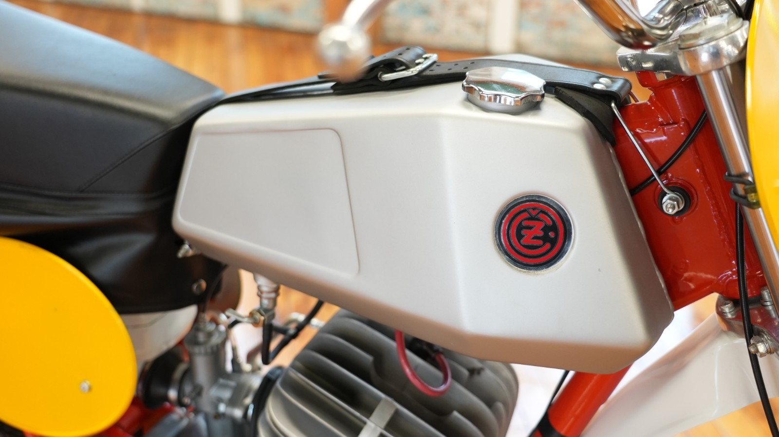 Honda-CZ-400-FALTA-REPLICA-1975-16