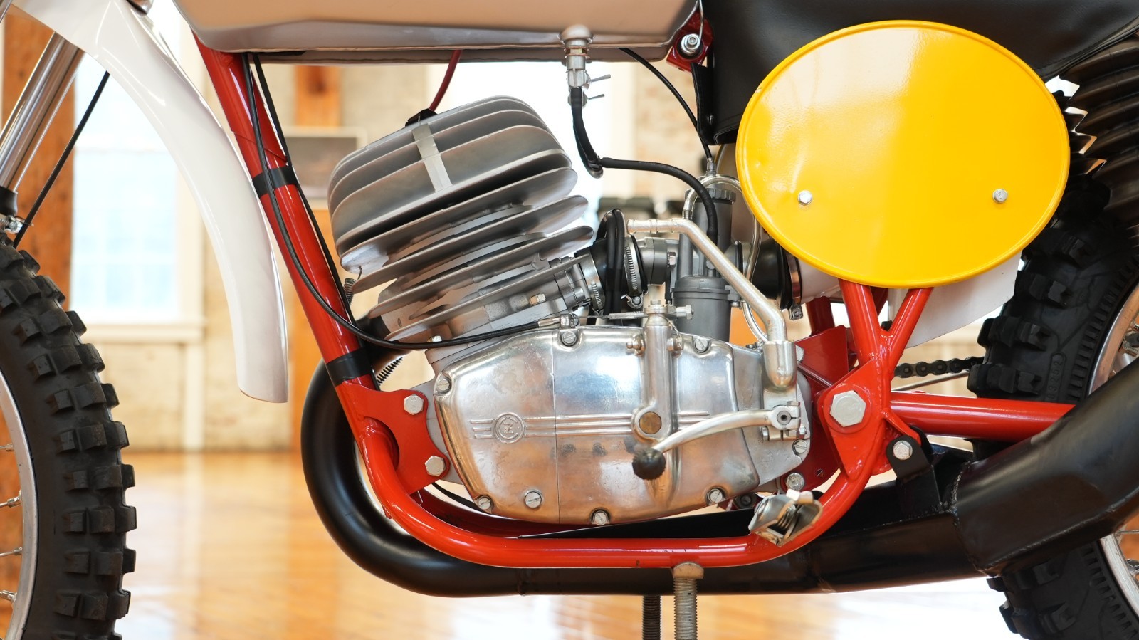 Honda-CZ-400-FALTA-REPLICA-1975-3