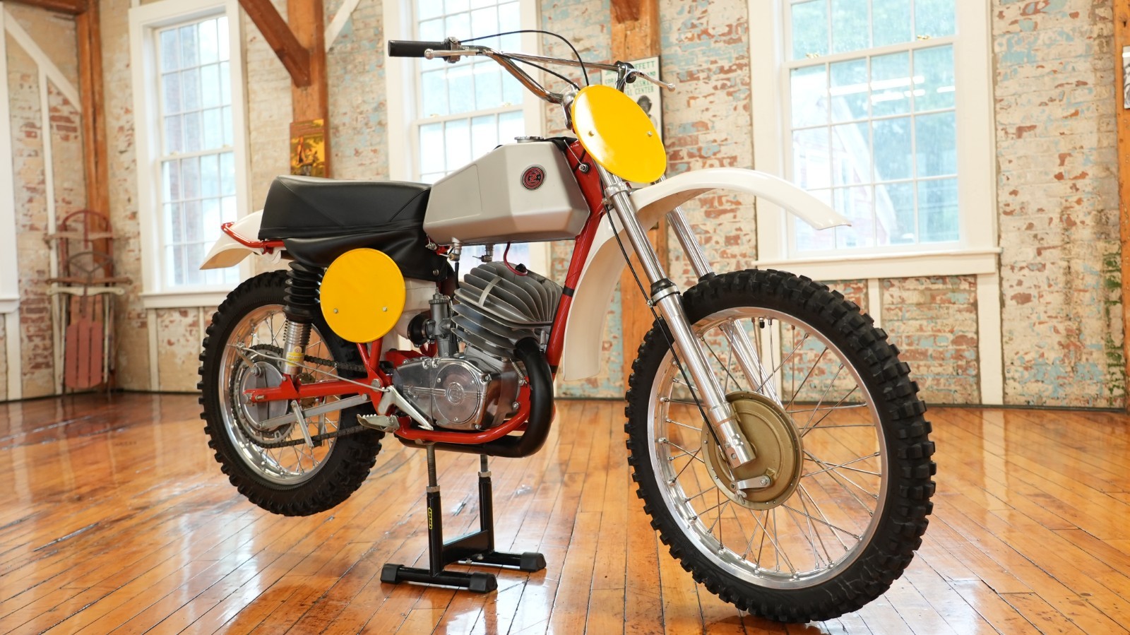 Honda-CZ-400-FALTA-REPLICA-1975-4