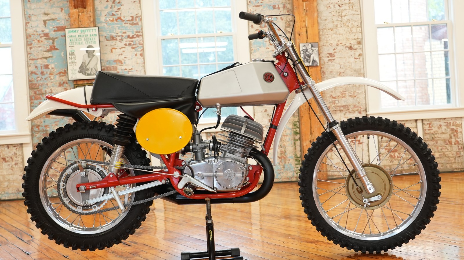 Honda-CZ-400-FALTA-REPLICA-1975
