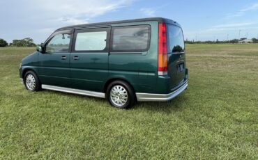 Honda-Stepwgn-4WD-1996-SUV-13