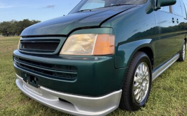 Honda-Stepwgn-4WD-1996-SUV-15