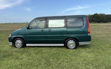 Honda-Stepwgn-4WD-1996-SUV-3