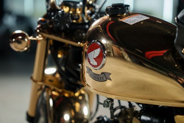 Honda-Z50J-Monkey-Gold-1996-14