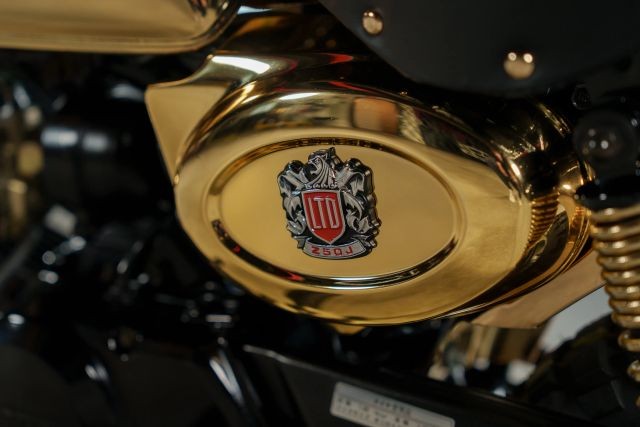 Honda-Z50J-Monkey-Gold-1996-15
