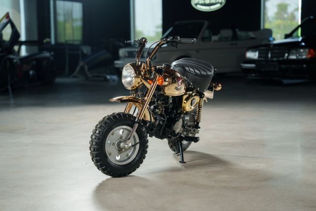 Honda-Z50J-Monkey-Gold-1996-2