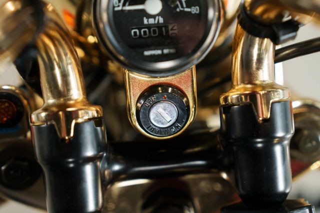 Honda-Z50J-Monkey-Gold-1996-24