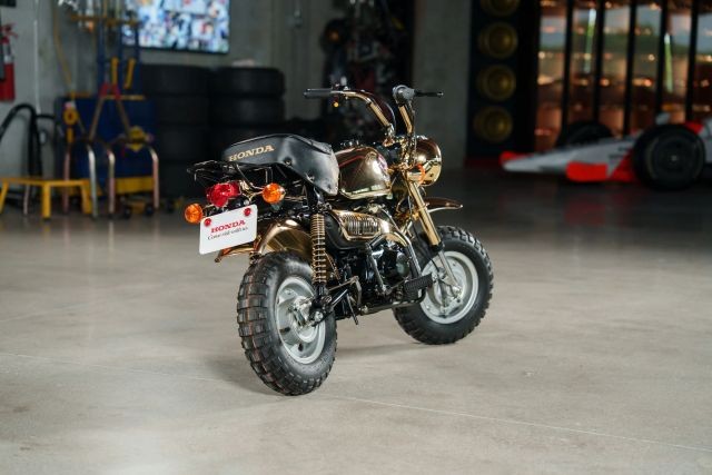 Honda-Z50J-Monkey-Gold-1996-6