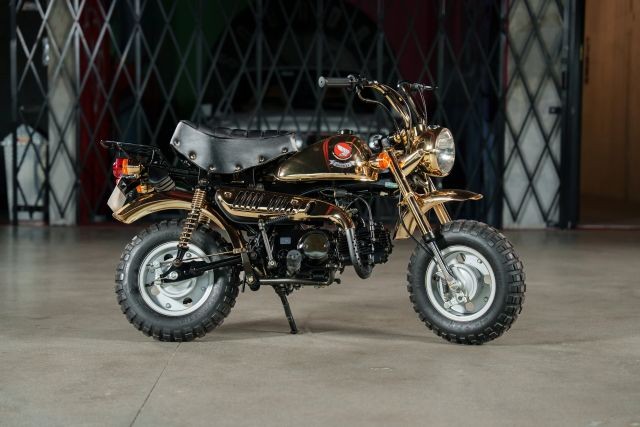 Honda-Z50J-Monkey-Gold-1996-7