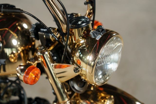 Honda-Z50J-Monkey-Gold-1996-8