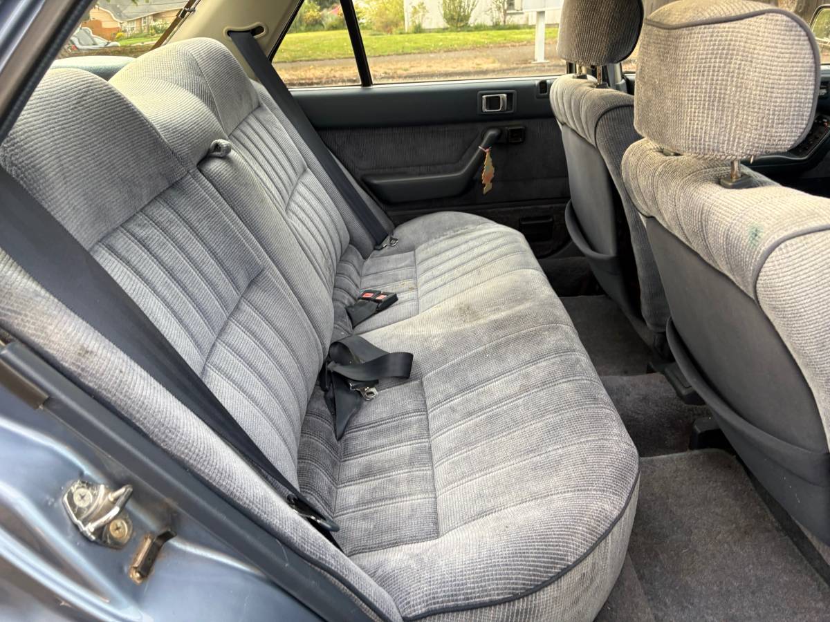 Honda-accord-1989-16