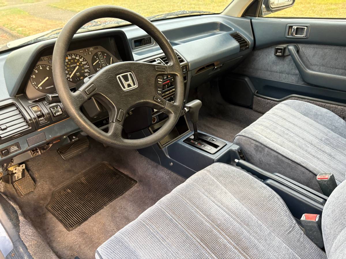 Honda-accord-1989-18