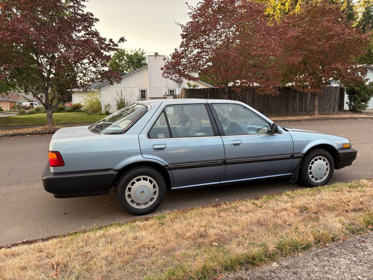 Honda-accord-1989-4