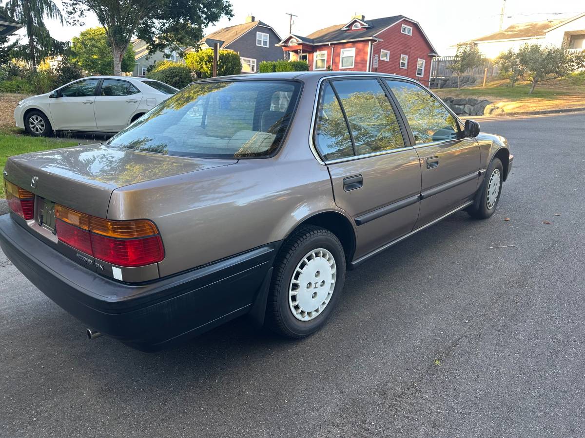 Honda-accord-1990-2