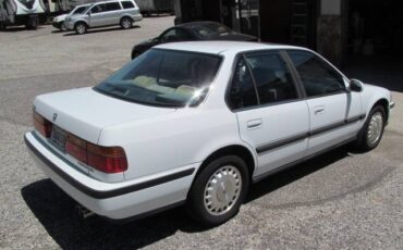 Honda-accord-1991-13