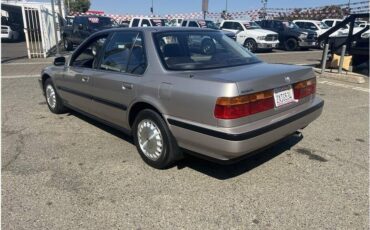 Honda-accord-1991-4