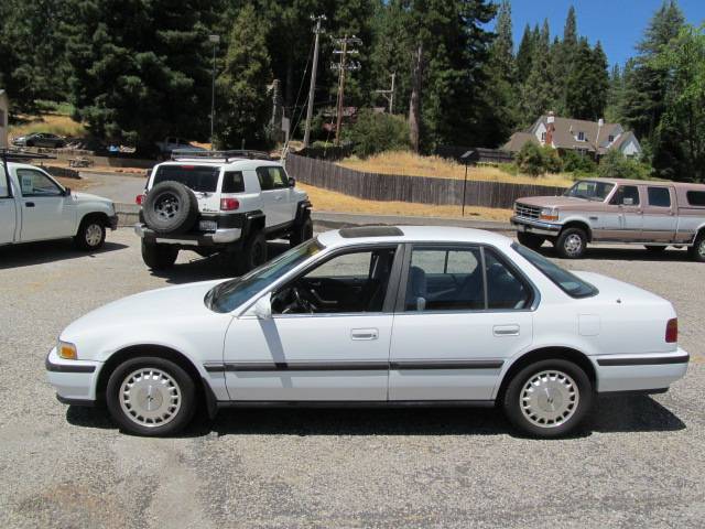 Honda-accord-1991-6