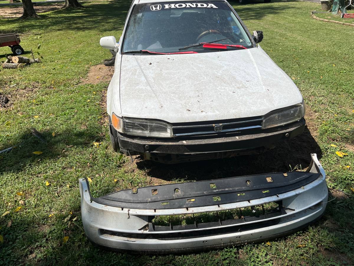 Honda-accord-1991-white-9