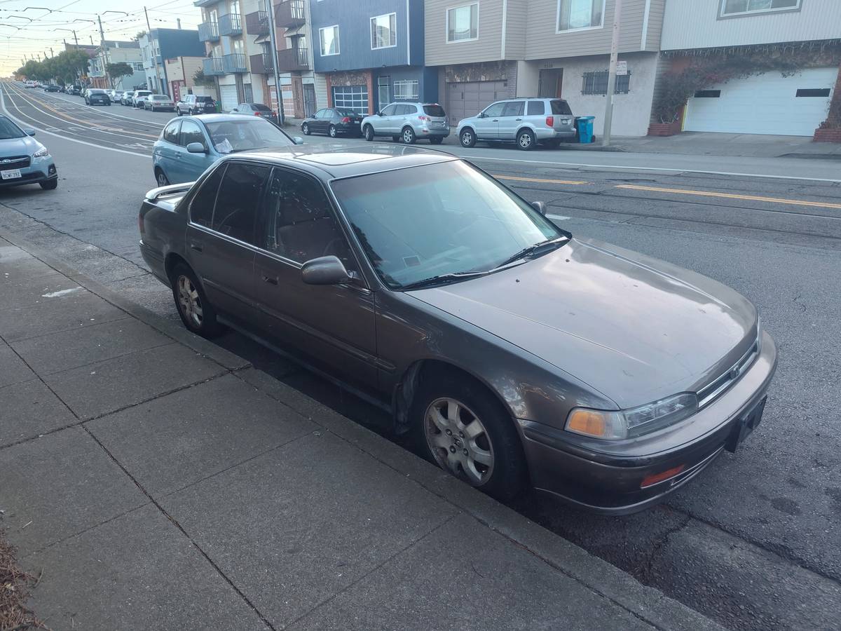 Honda-accord-1992
