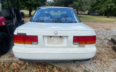 Honda-accord-1993-1