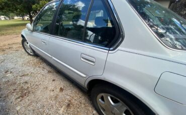 Honda-accord-1993-5