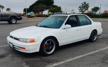 Honda-accord-1993-white-1