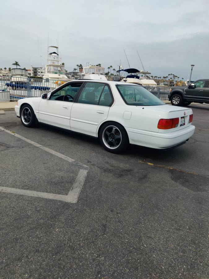 Honda-accord-1993-white-9