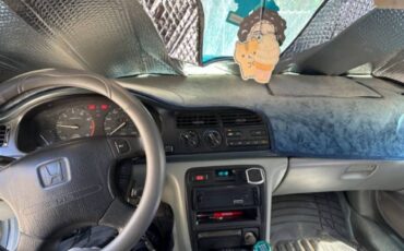 Honda-accord-1995-4
