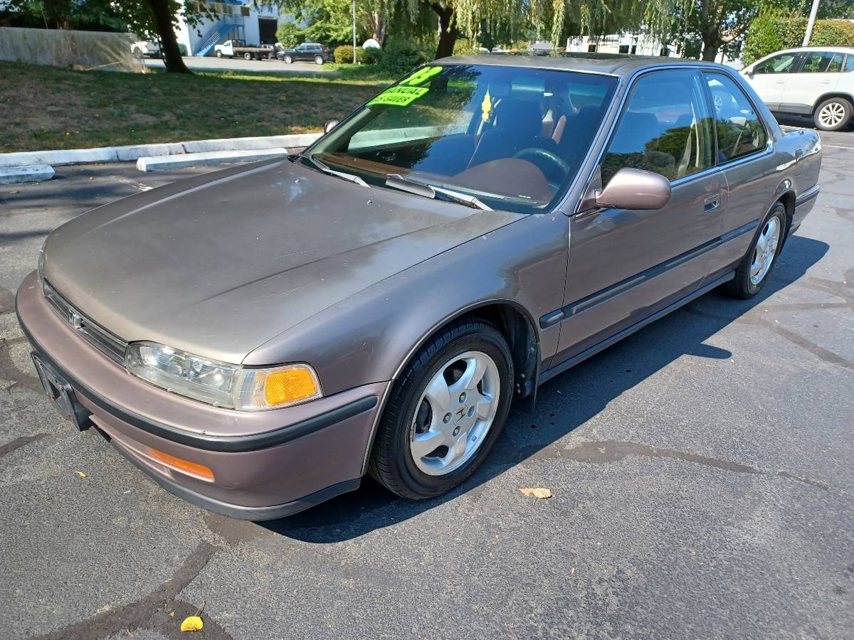 Honda-accord-ex-1993-brown-1