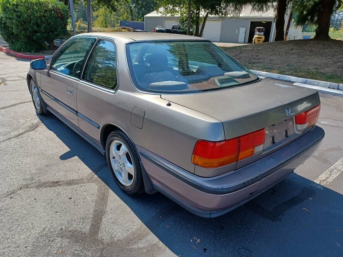 Honda-accord-ex-1993-brown-7