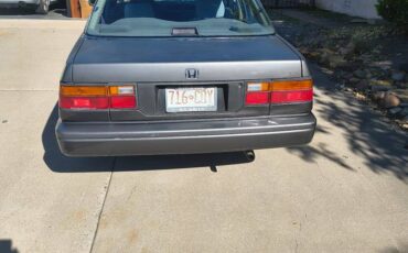 Honda-accord-lx-1986-grey-2