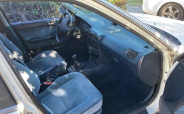 Honda-accord-lx-1992-white-1