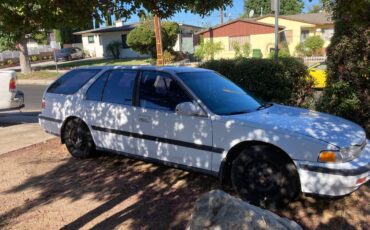 Honda-accord-lx-1992-white