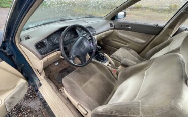 Honda-accord-lx-1995-green-11
