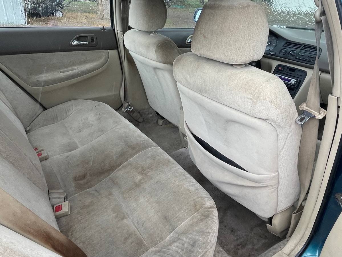 Honda-accord-lx-1995-green-13