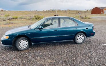 Honda-accord-lx-1995-green-3