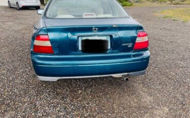 Honda-accord-lx-1995-green-5